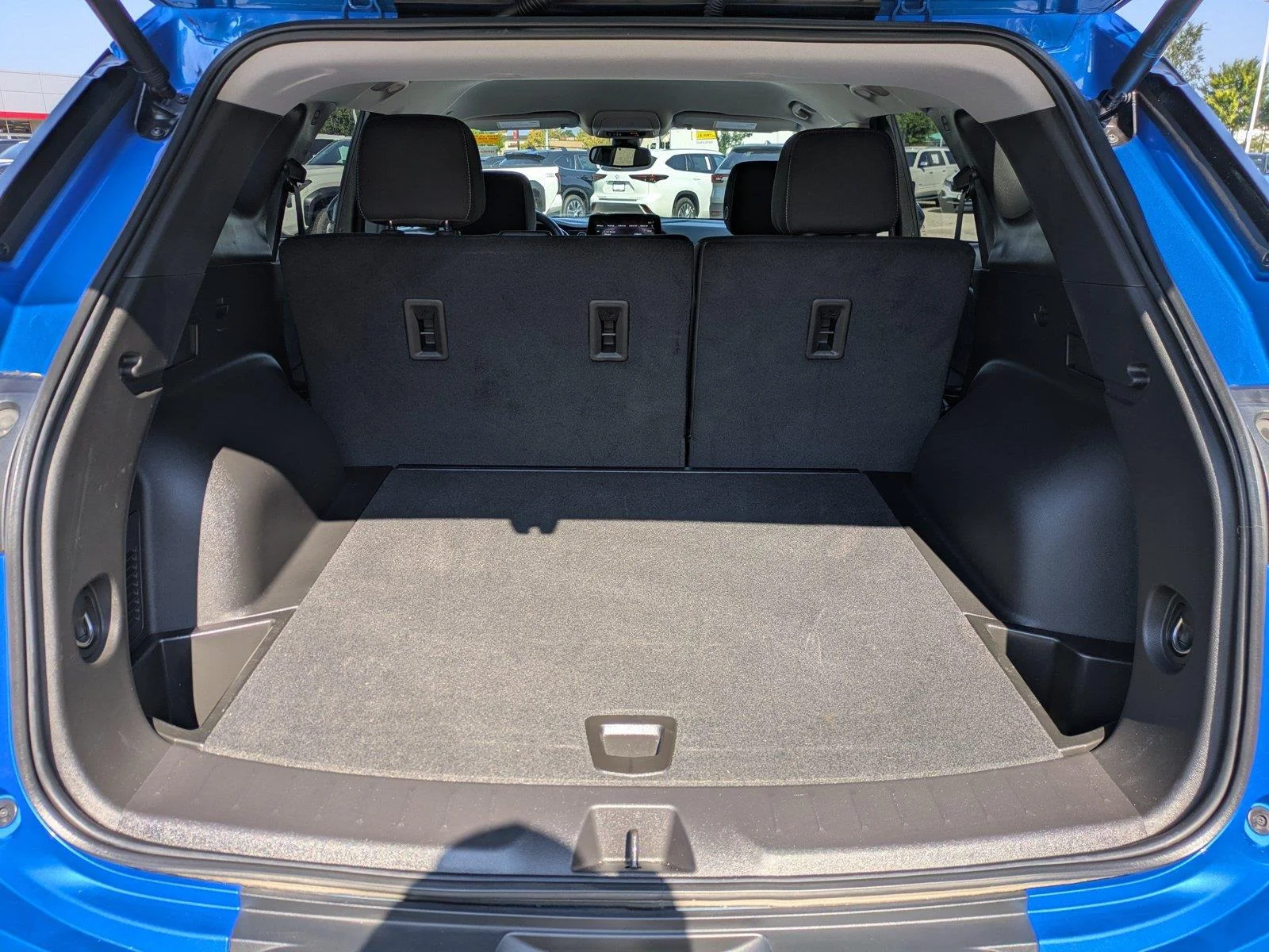 Used 2025 Riptide Blue Metallic Chevrolet LT image 13