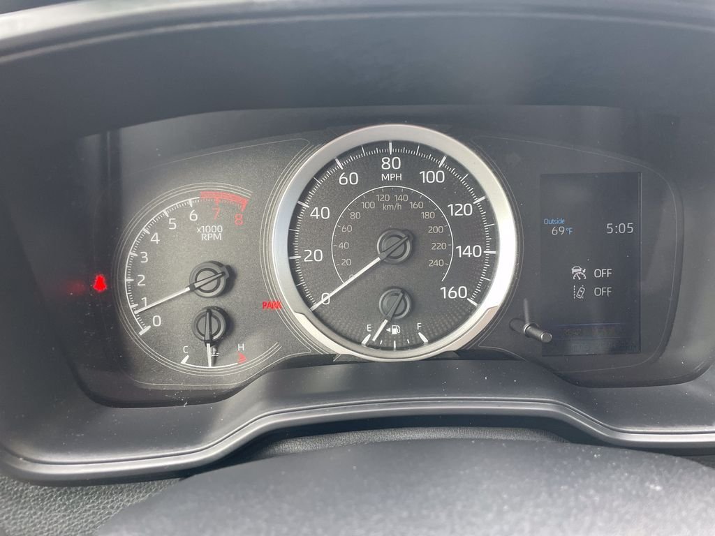 Used 2022 Black Toyota LE image 17
