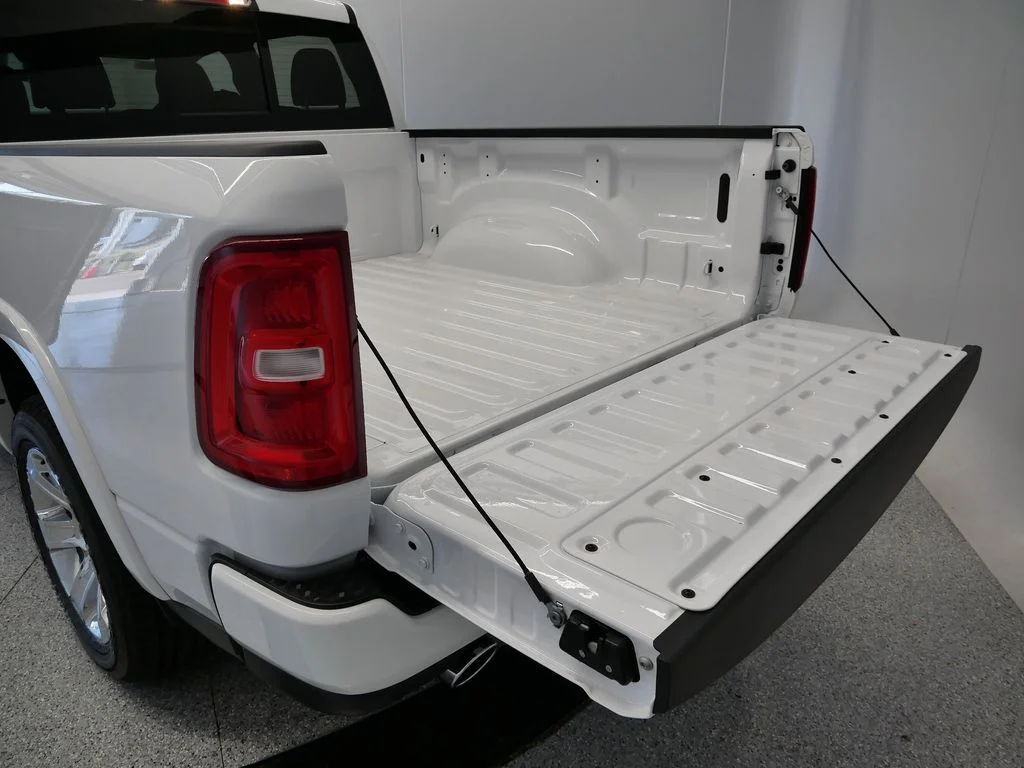 New 2026 Bright White Clearcoat Ram Big Horn/Lone Star image 13