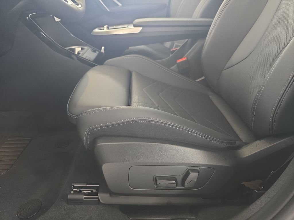 New 2026 Brooklyn Grey Metallic BMW xDrive28i image 14