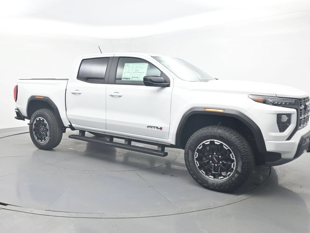 2026 GMC Canyon AT4 - Photo 9