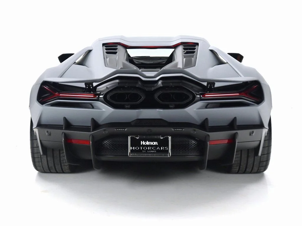 2026 Lamborghini Revuelto Base - Photo 8