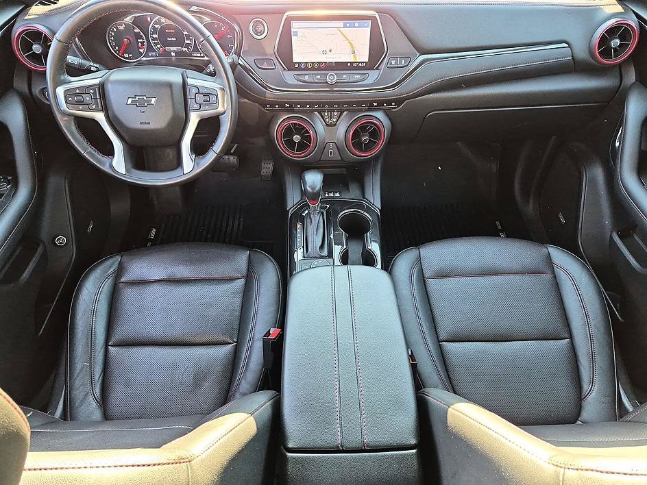 Used 2019 SUMMIT WHITE Chevrolet RS image 31