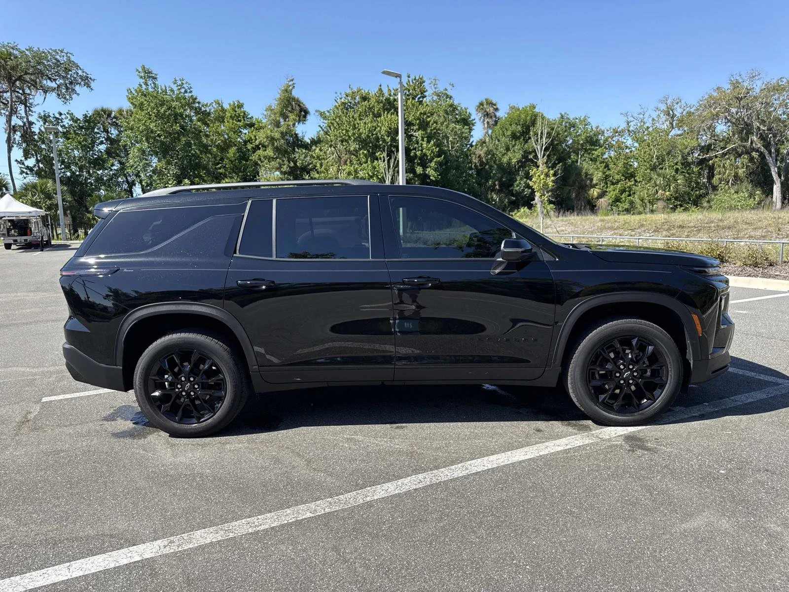 2026 Chevrolet Traverse FWD LT's photo