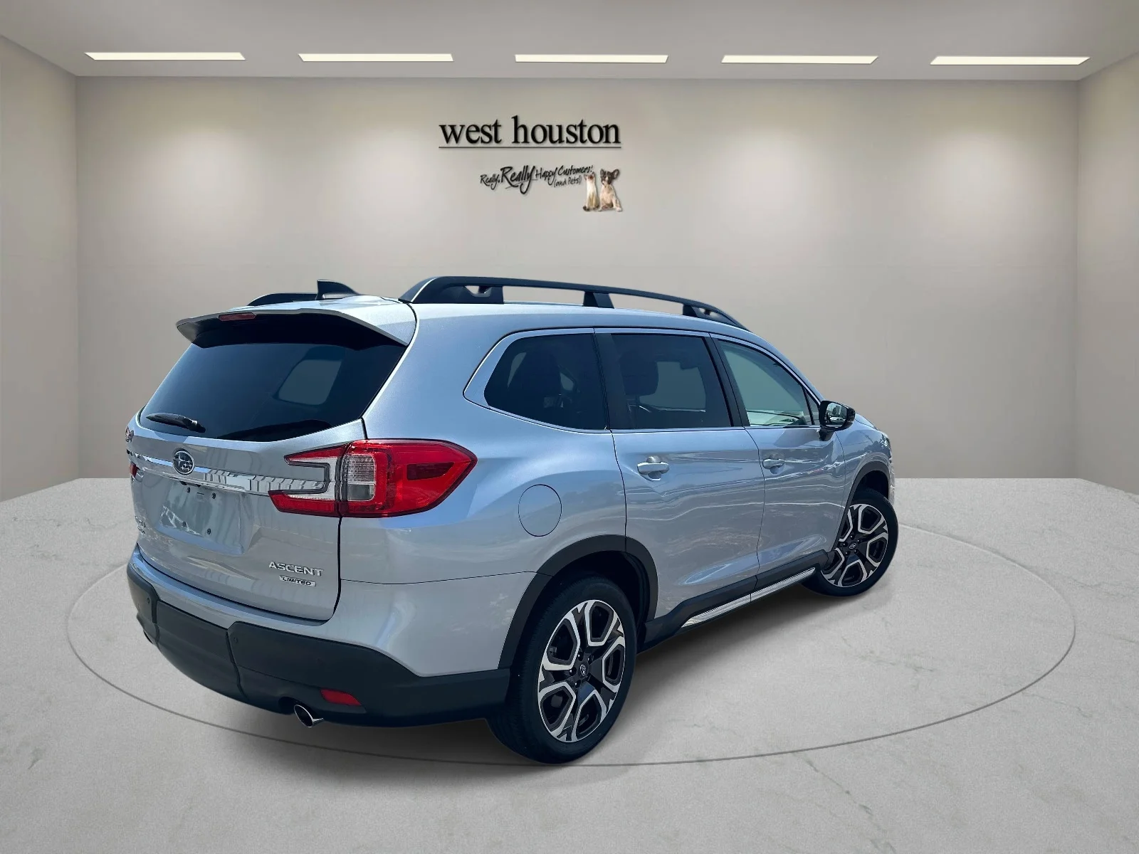 Certified Used 2025 Ice Silver Metallic Subaru Limited 7-Passenger image 5