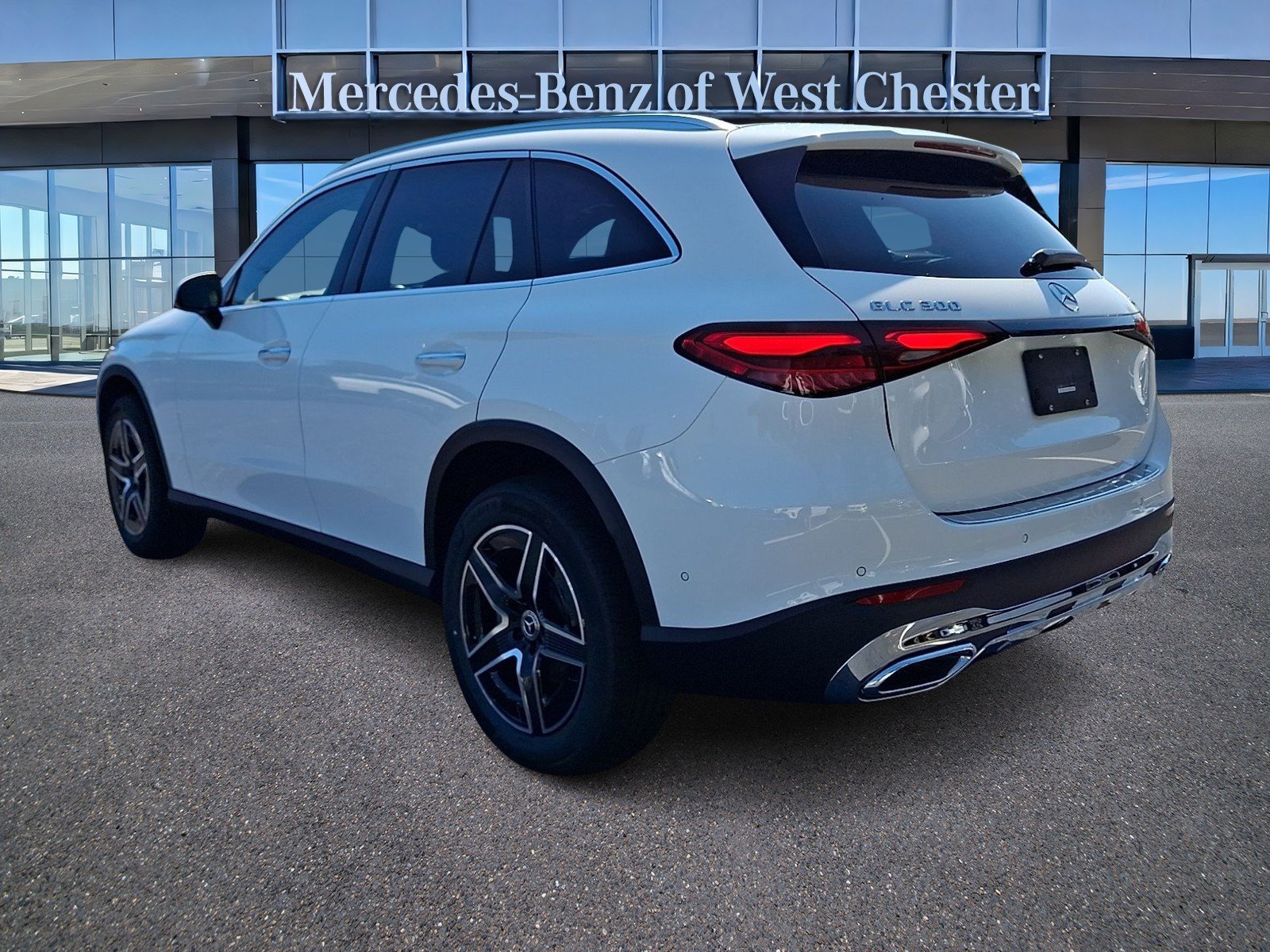 New 2027 Polar White Mercedes-Benz GLC 300 image 25