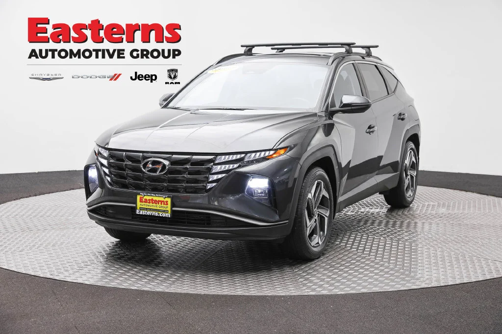 Used 2024 Gray Hyundai SEL image 1