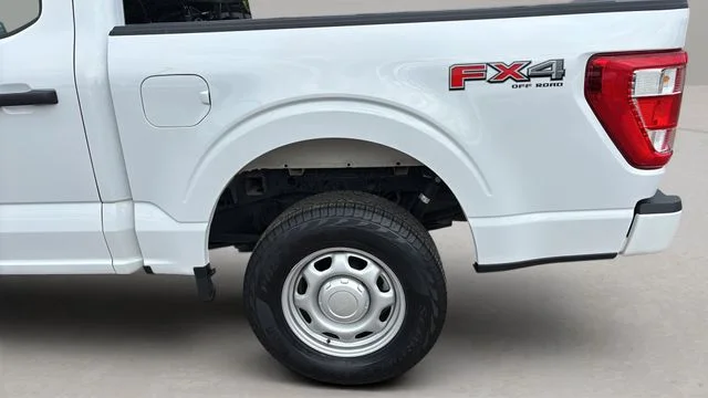 Used 2023 White Ford XL image 35