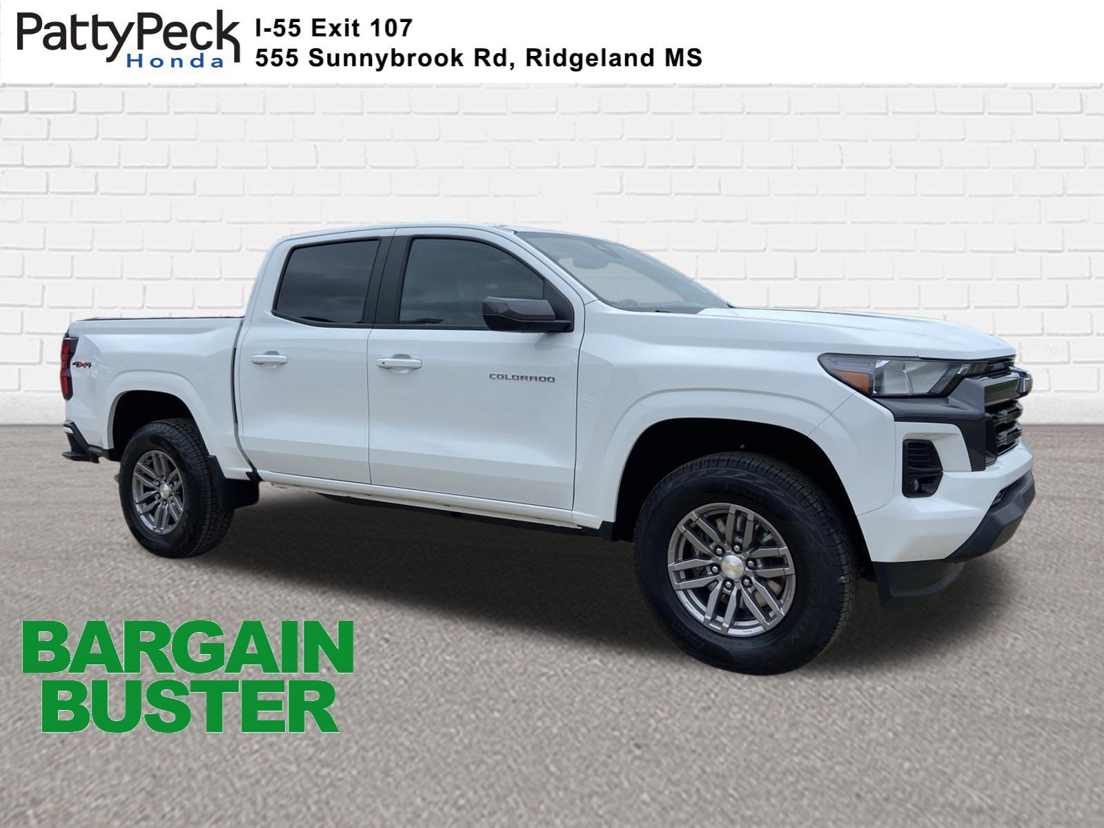 2023 Chevrolet Colorado 4WD LT Crew Cab Short Box's photo