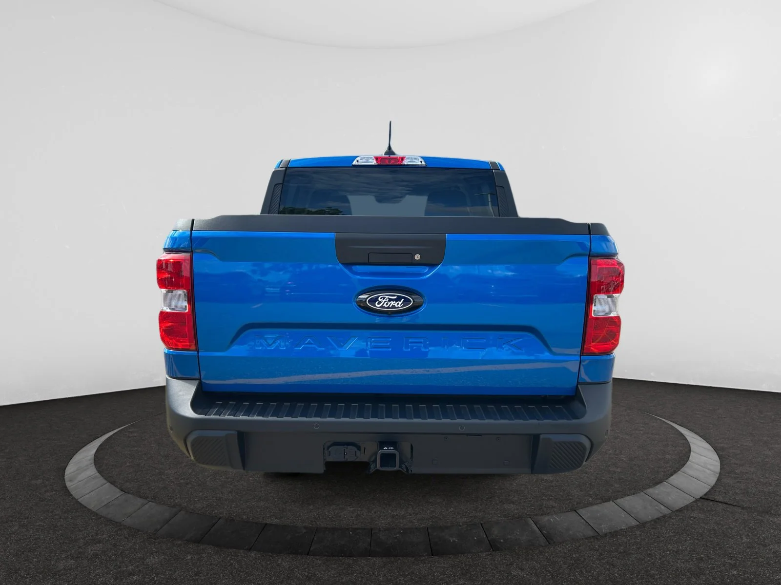 New 2026 Velocity Blue Ford XLT image 4