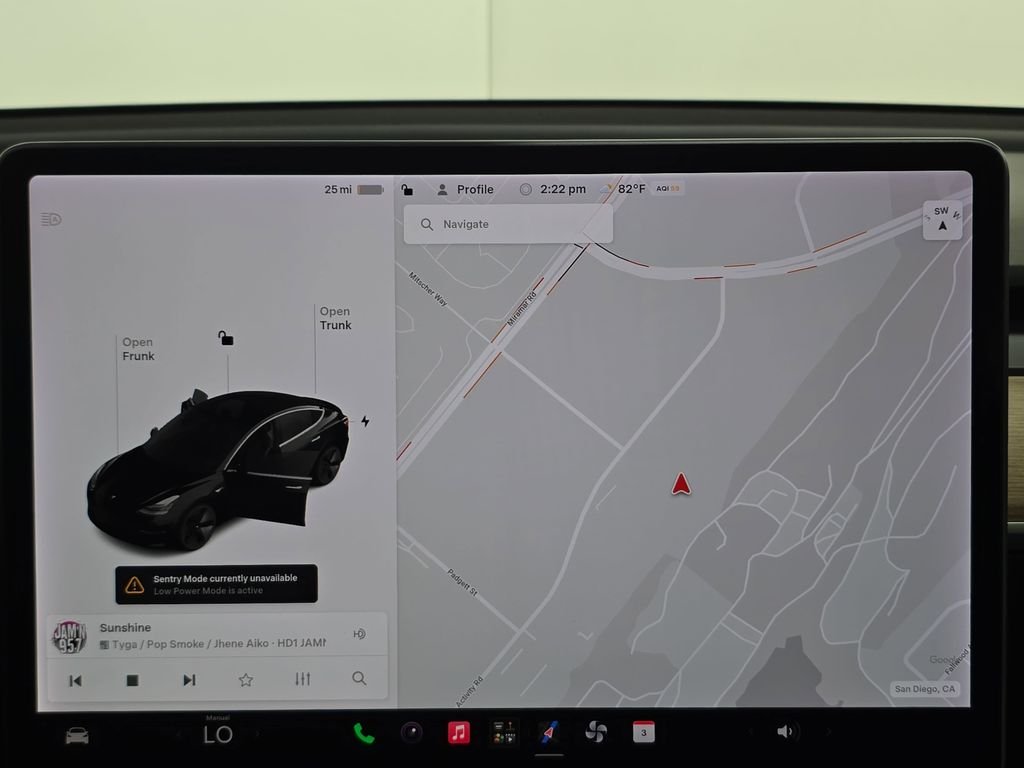 Used 2019  Tesla Standard image 18