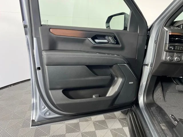 2026 GMC Yukon Denali - Photo 18