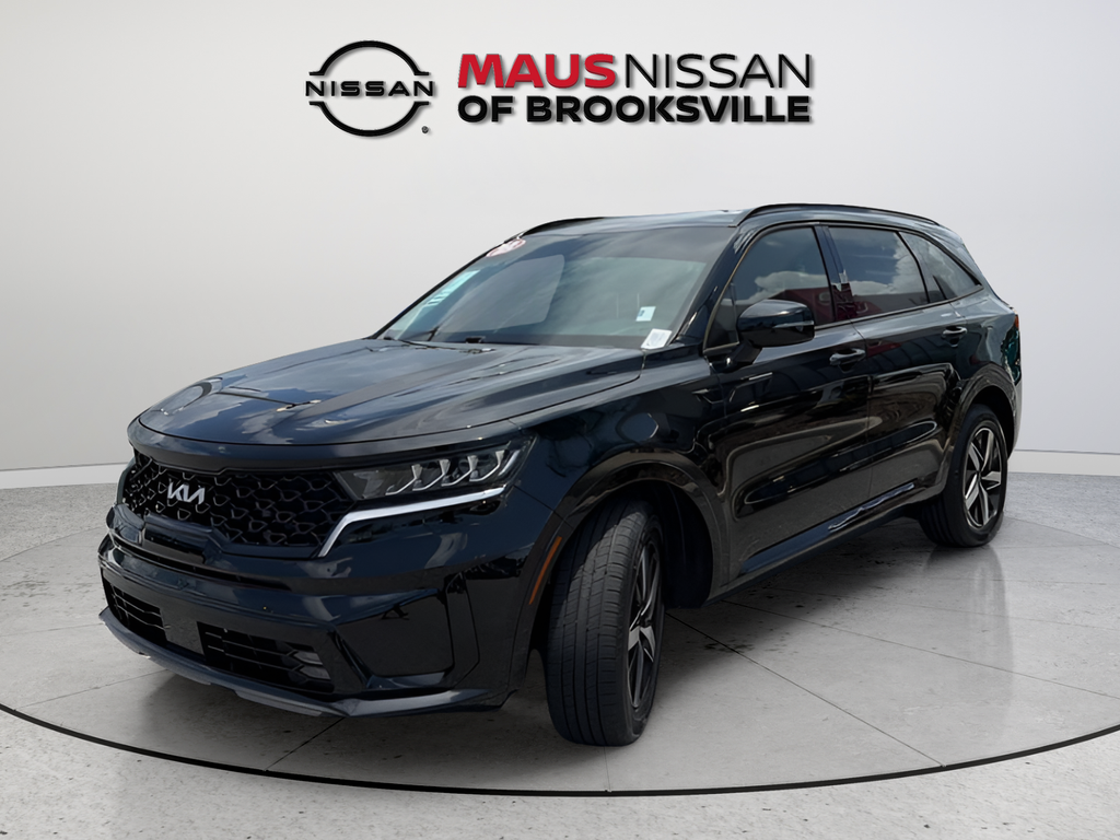 Used 2023 Black Kia EX image 4
