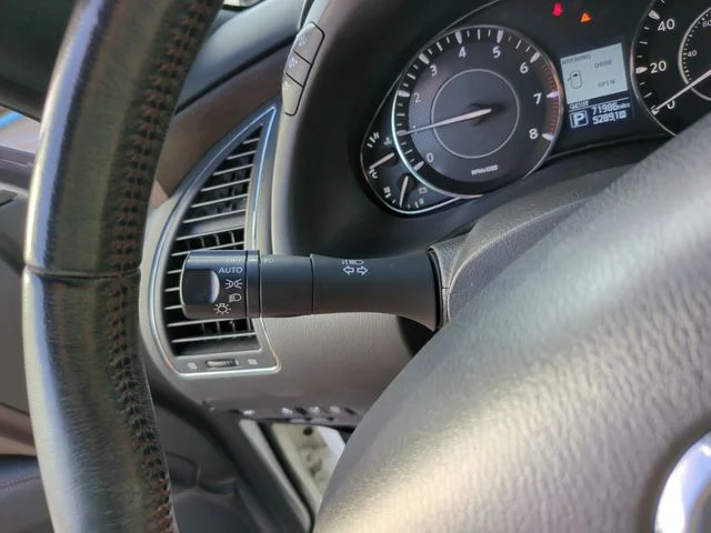 Certified Used 2020 White Nissan Platinum image 34