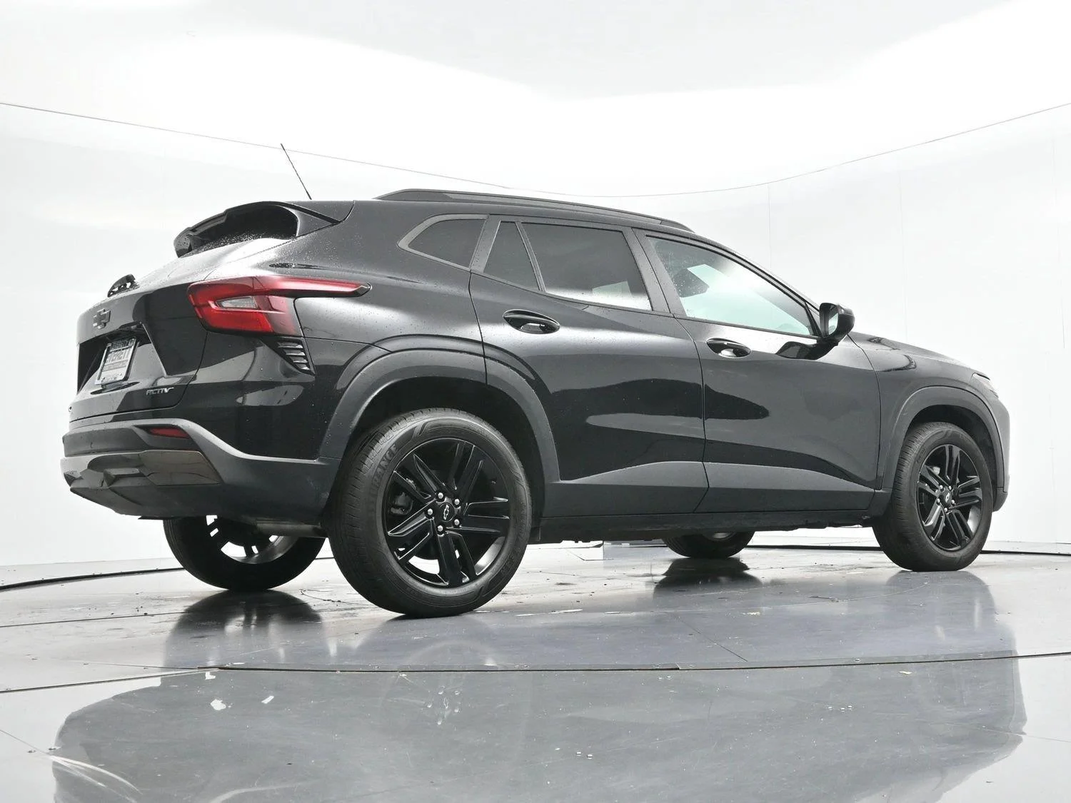 Used 2025 Mosaic Black Metallic Chevrolet ACTIV image 46