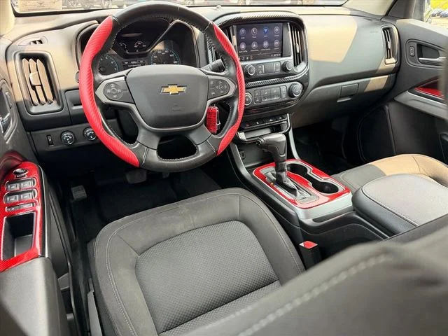 Used 2021 Black Chevrolet LT image 10