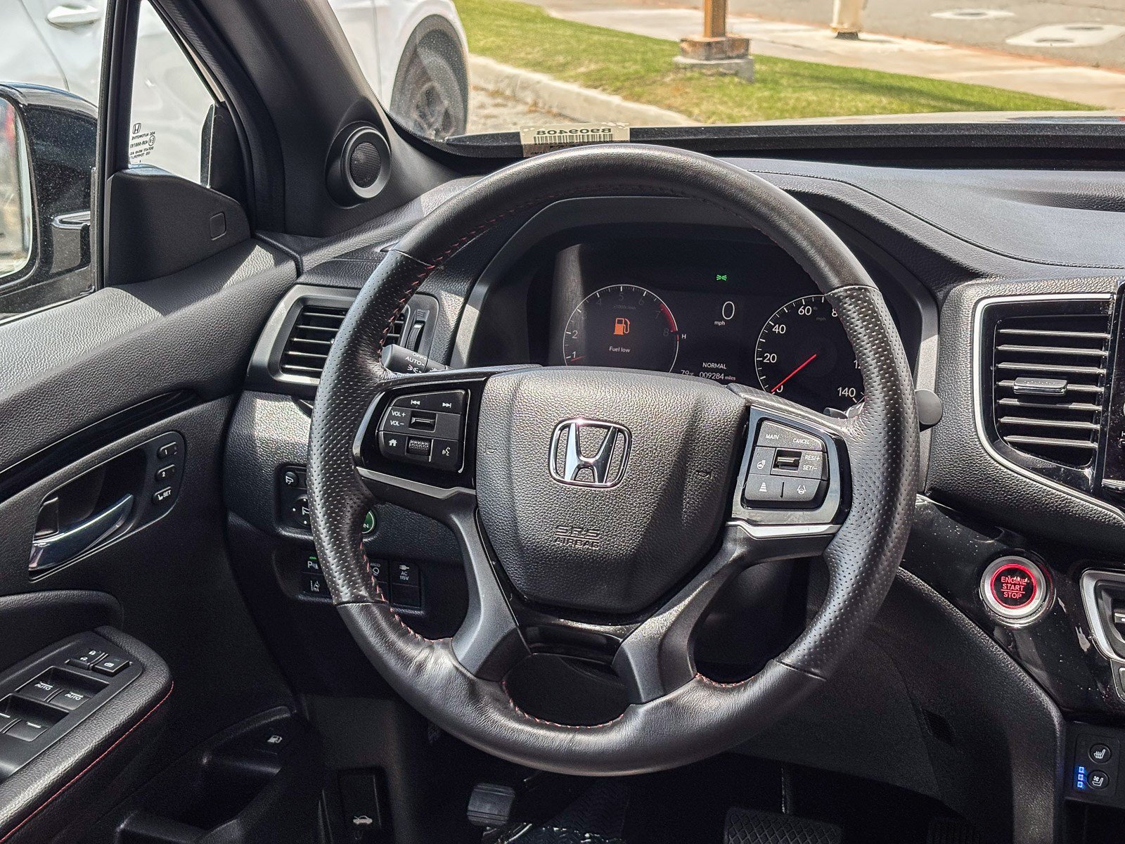 Used 2025 Crystal Black Pearl Honda AWD BLACK EDITION image 48