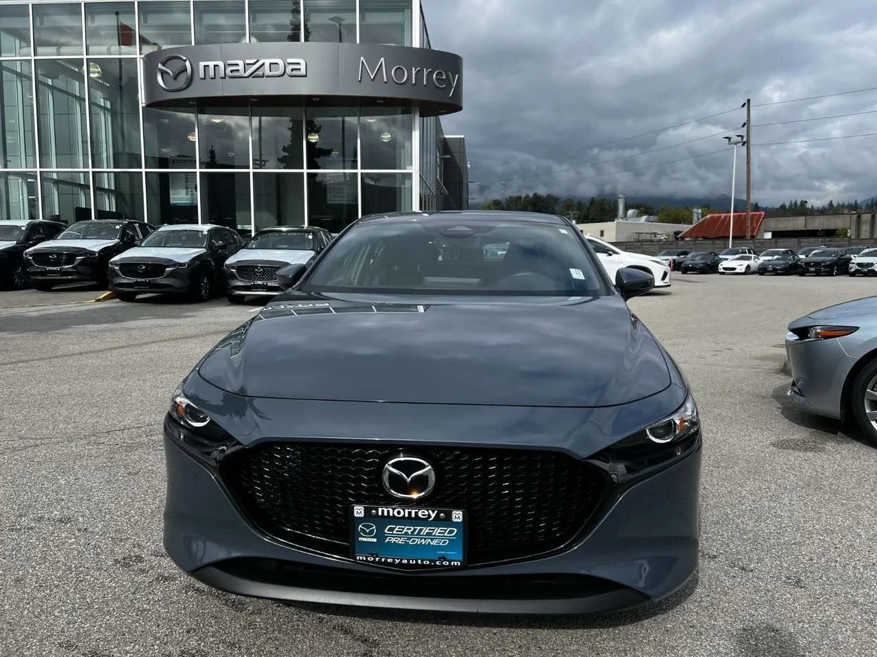 Used 2025  Mazda GS image 2