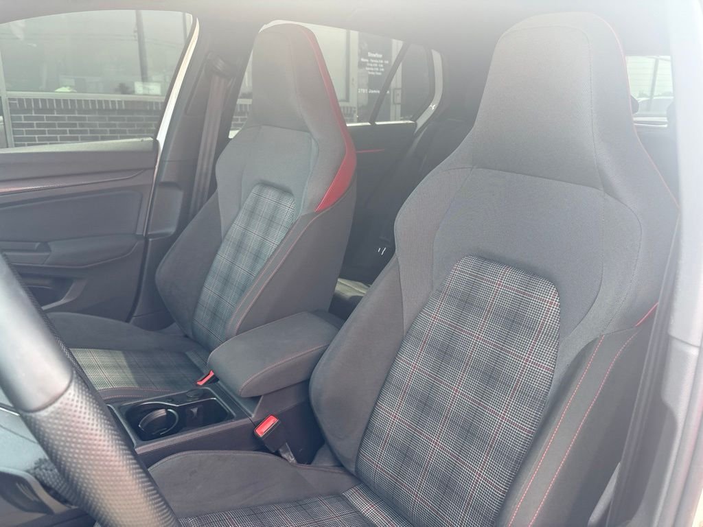 Used 2022 White Volkswagen 2.0T S image 11