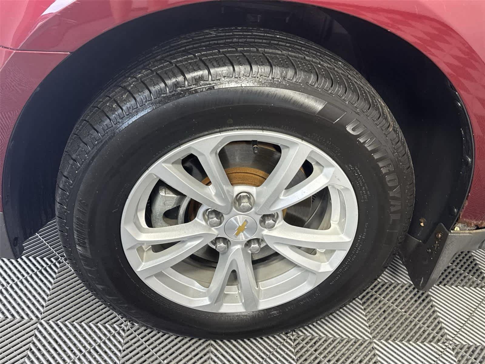 Used 2016 SIREN RED TINTCOAT Chevrolet LT image 11