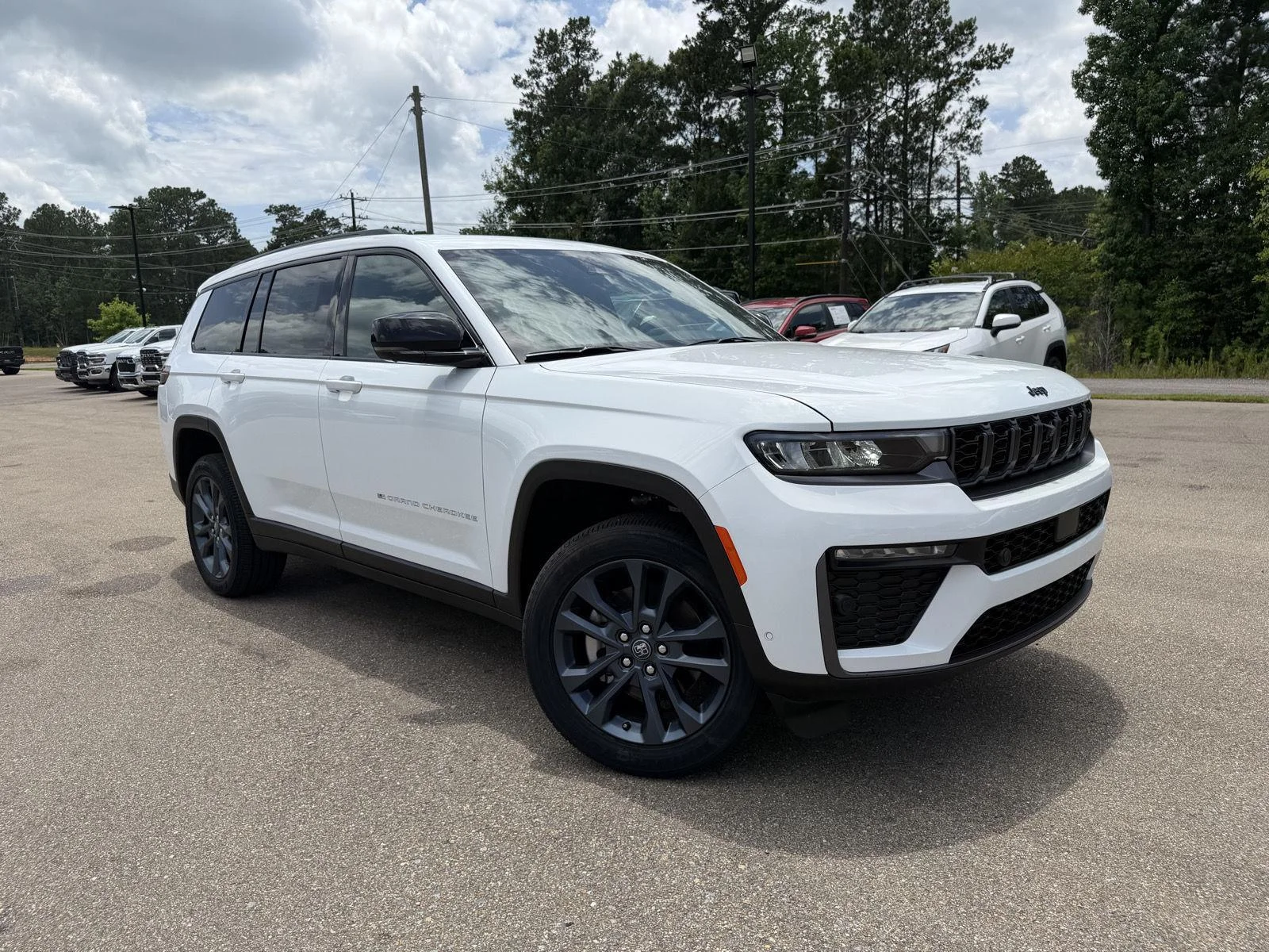 New 2026 Bright White Clear-Coat Exterior Paint Jeep 85th Anniversary Edition image 3