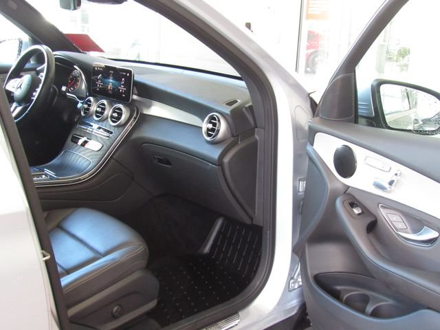 2022 Mercedes-Benz GLC GLC300 - Photo 17