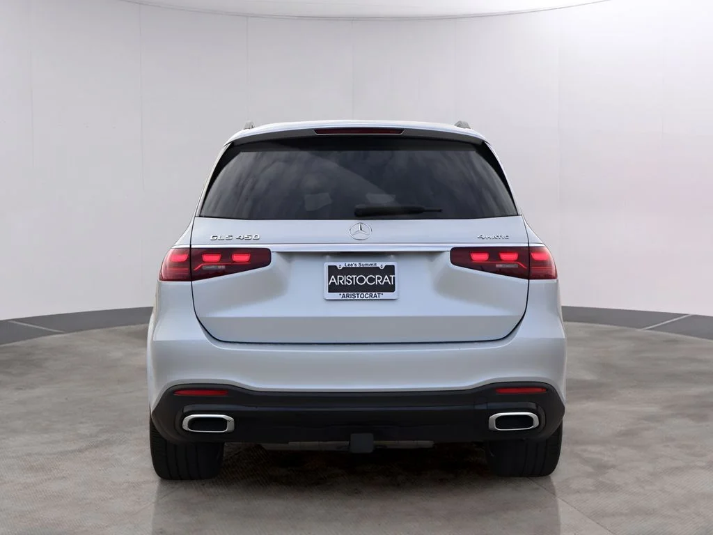 Used 2025  Mercedes-Benz GLS 450 image 6