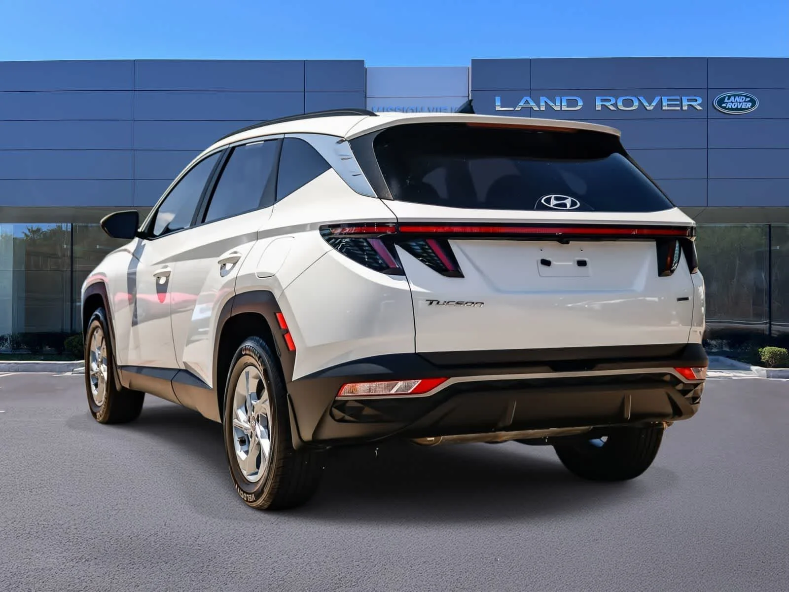 Used 2023 Serenity White Pearl Hyundai SEL image 6