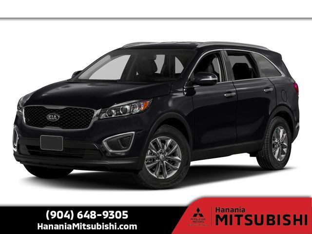 Used 2017 White Kia LX image 1