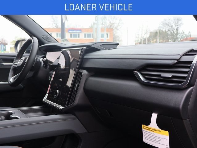 2026 GMC Acadia AT4 - Photo 8