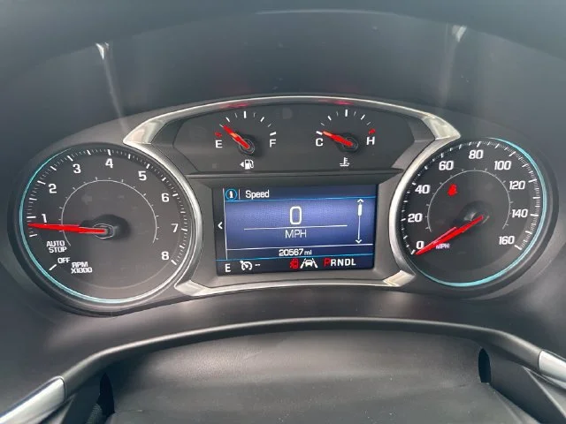 Used 2021 NIGHTFALL GRAY METALLIC Chevrolet LT image 19