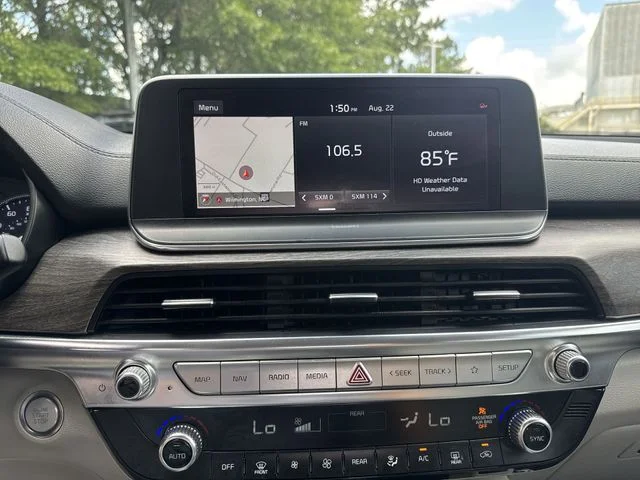 Used 2020 Green Kia EX image 23