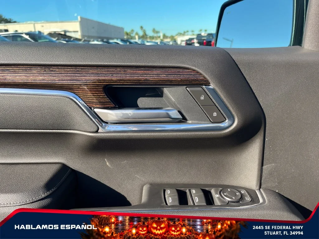 New 2026 Sterling Metallic GMC Elevation image 23