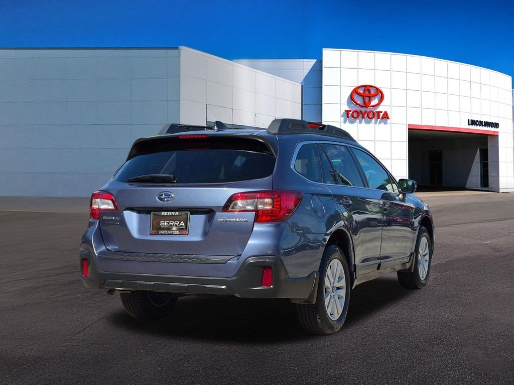 Used 2018 Blue Subaru 2.5i Premium image 10