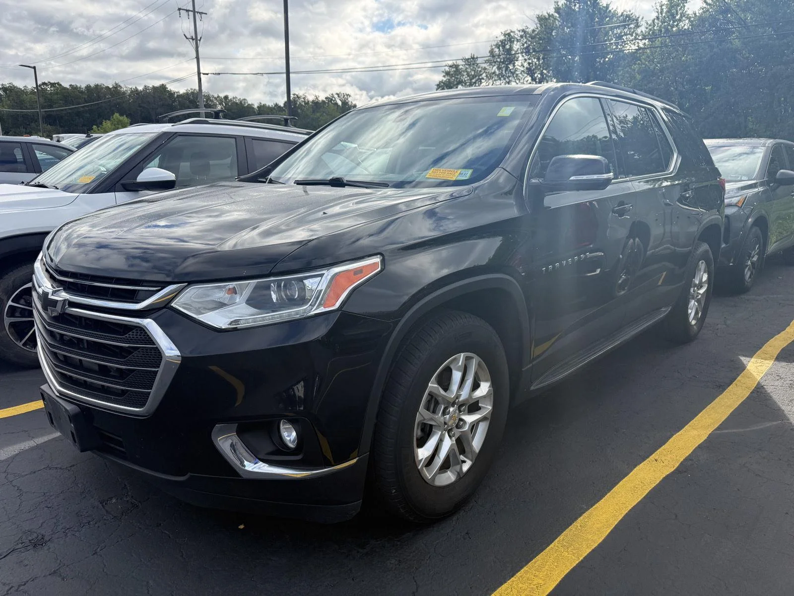 Used 2019 MOSAIC BLACK METALLIC Chevrolet LT Cloth image 3