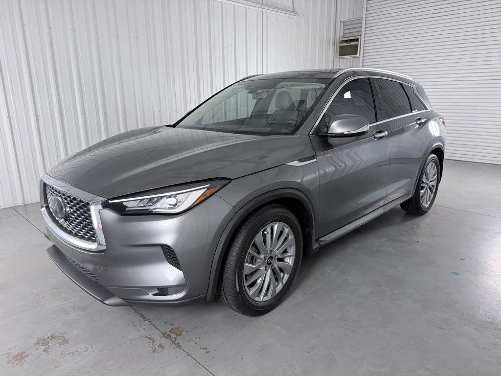2023 INFINITI QX50 Luxe FWD's photo
