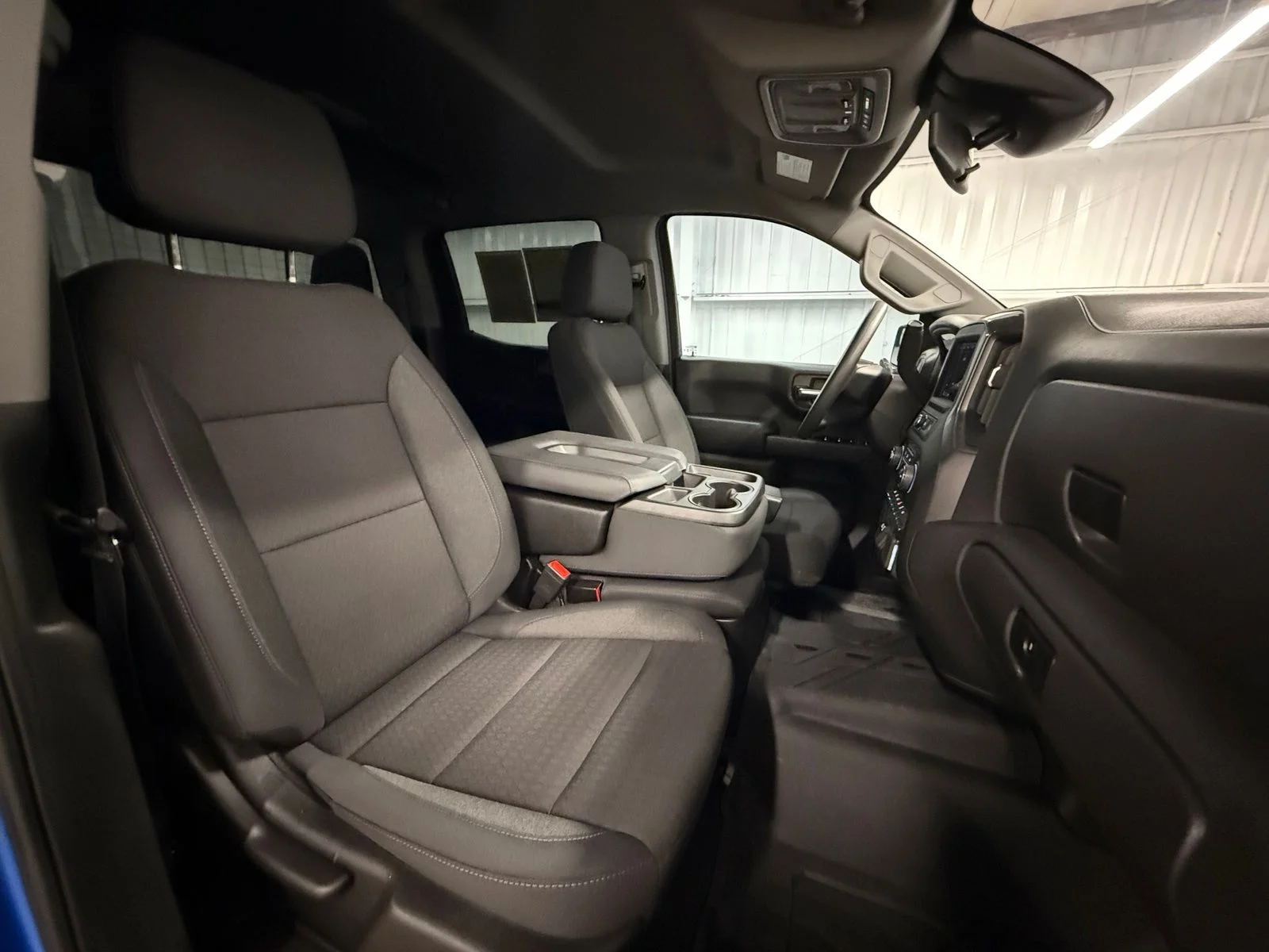 Used 2025 Blue Chevrolet Custom image 25