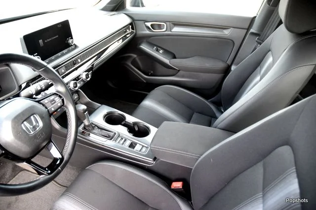 2026 Honda Civic Hatchback Sport - Photo 10