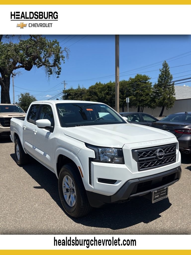 2024 Nissan Frontier SV Crew Cab 4X4 SWB's photo