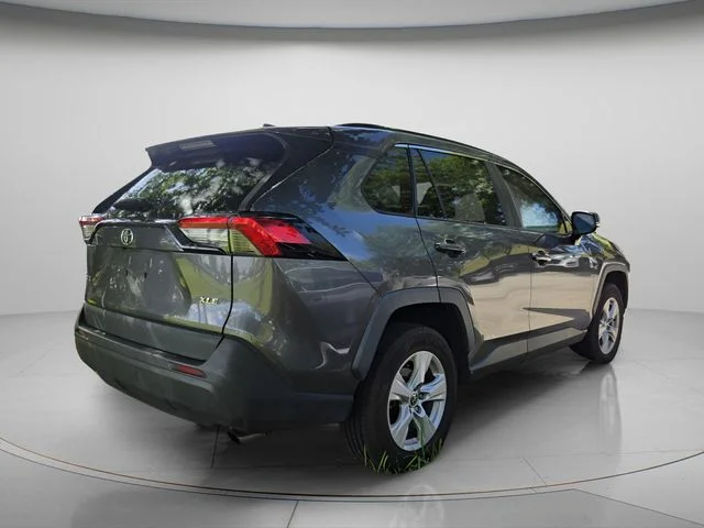 Used 2021 Gray Toyota XLE image 6