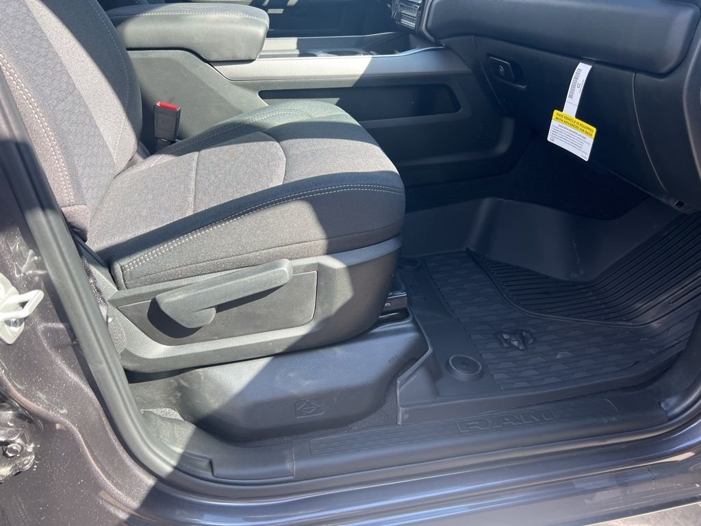 2025 RAM 2500 Big Horn - Photo 19