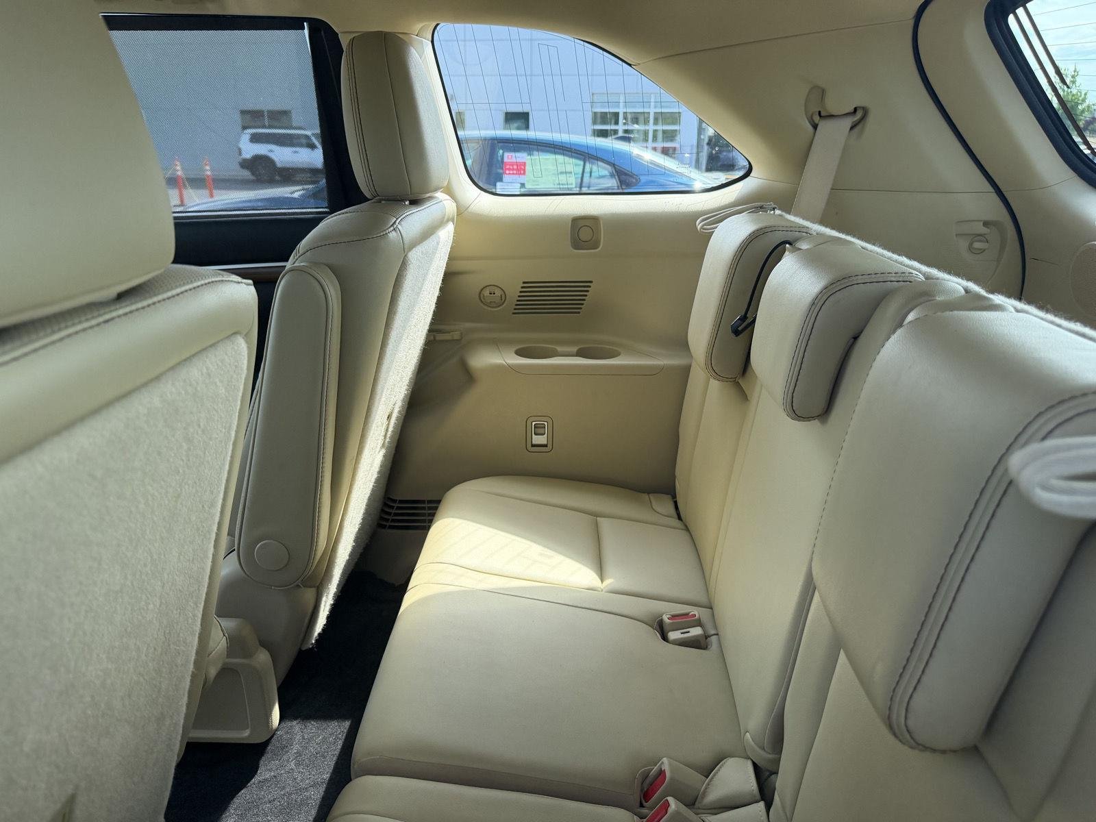 Used 2017 Blizzard Pearl Toyota Limited image 11