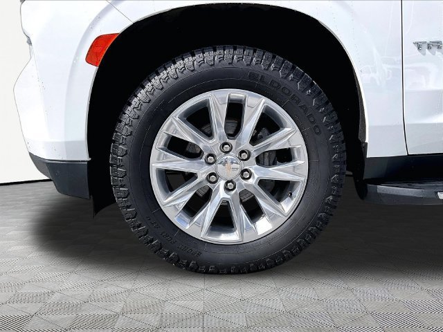 Used 2024 Summit White Chevrolet Premier image 7