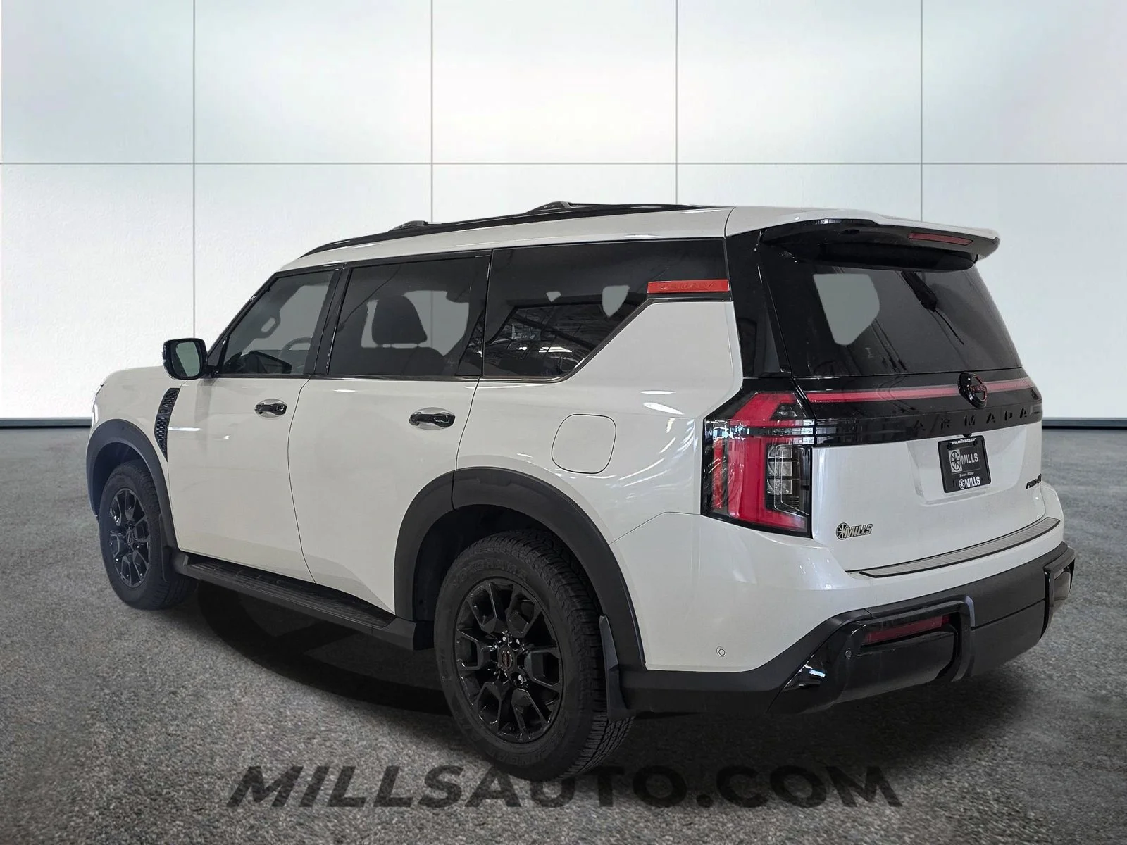 2026 Nissan Armada PRO-4X - Photo 4