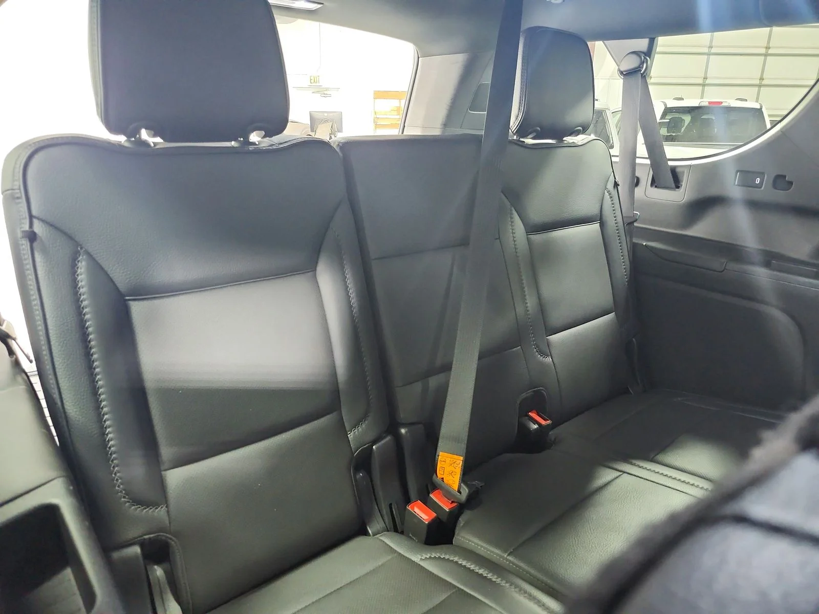 Used 2023 Silver GMC Denali image 51