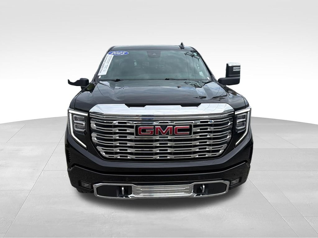 Used 2025 Black GMC Denali image 8