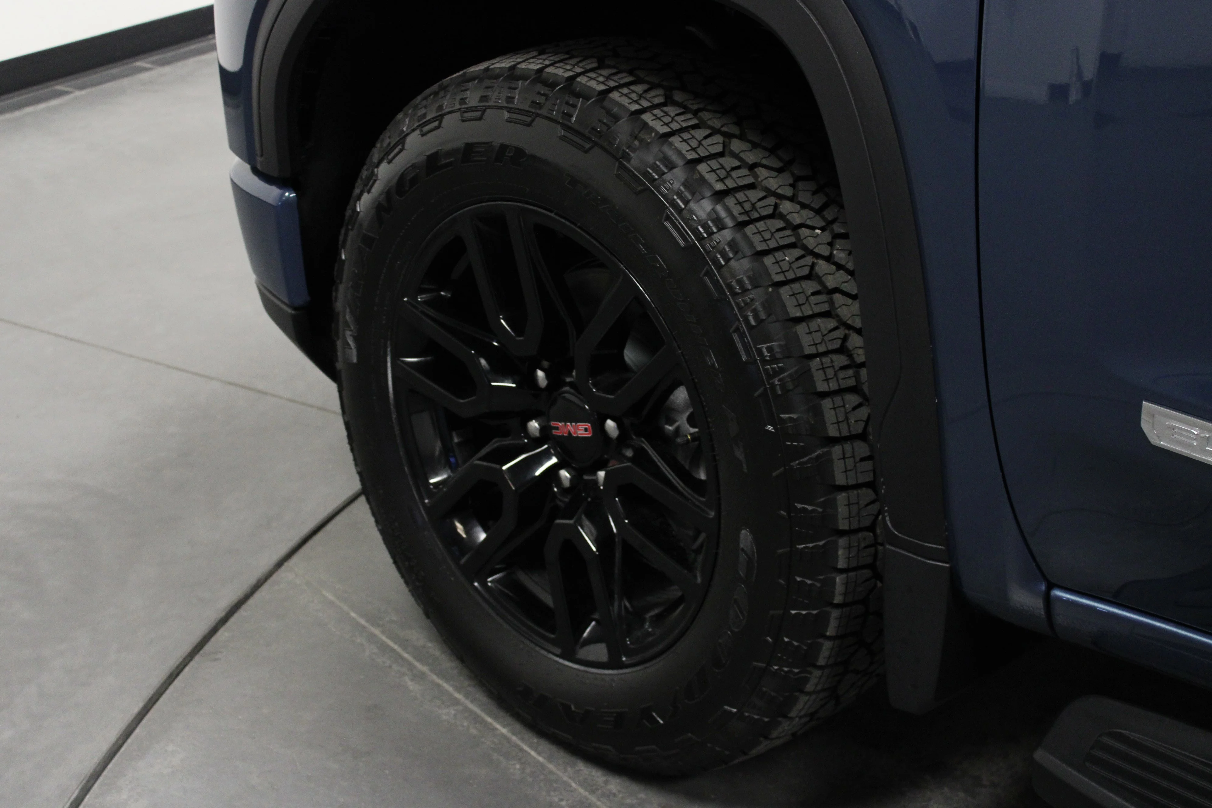 New 2026 DOWNPOUR METALLIC GMC Elevation image 10