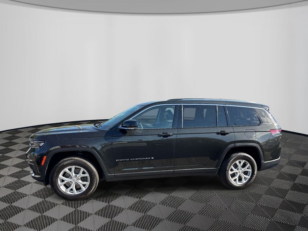 Used 2023 Black Jeep Limited image 2