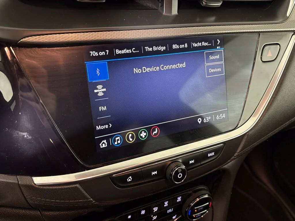 Used 2021 White Buick Select image 31