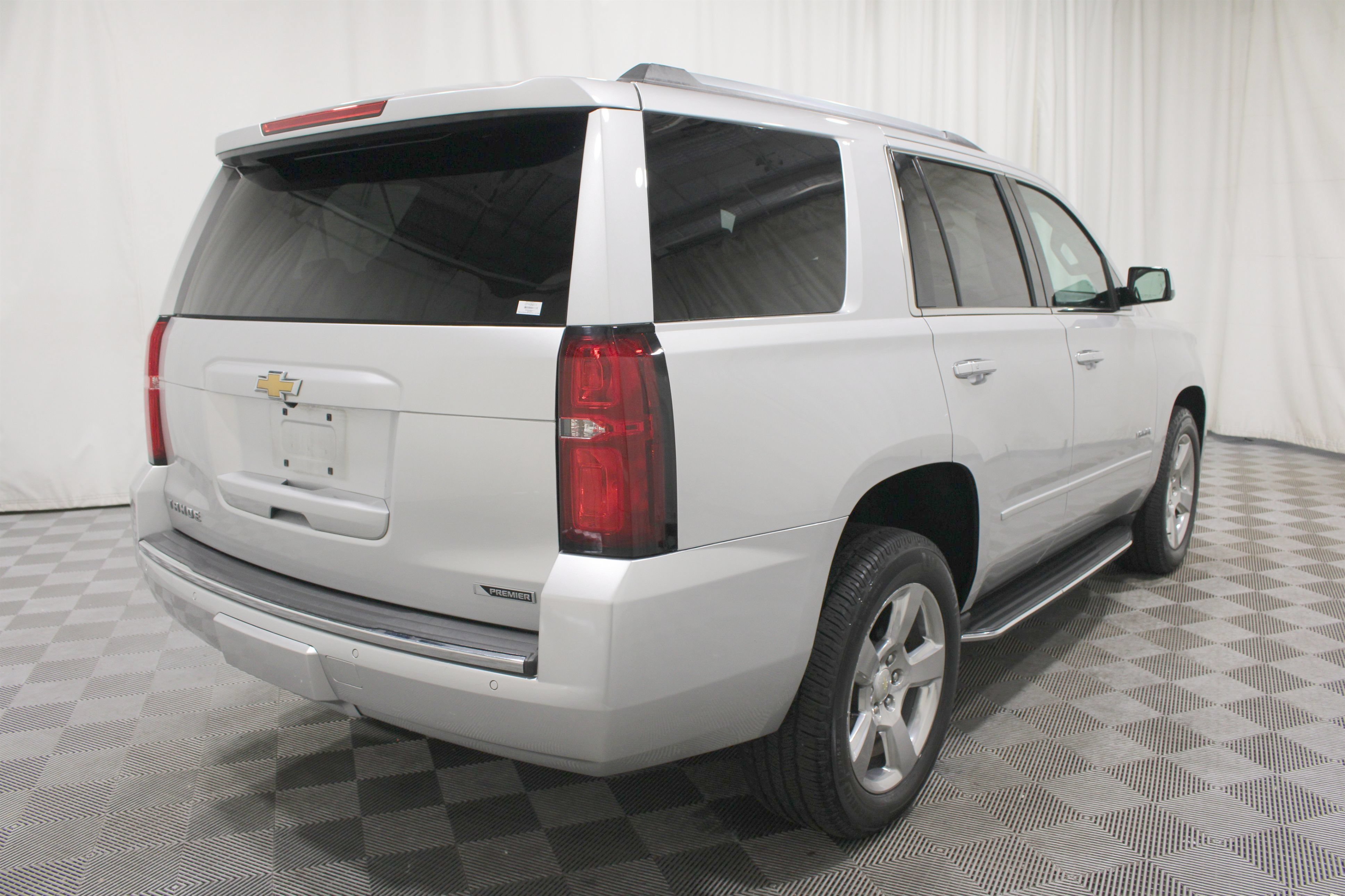 Used 2017 Silver Ice Metallic Chevrolet Premier image 29